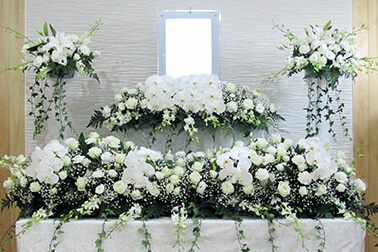 胡蝶蘭入り祭壇