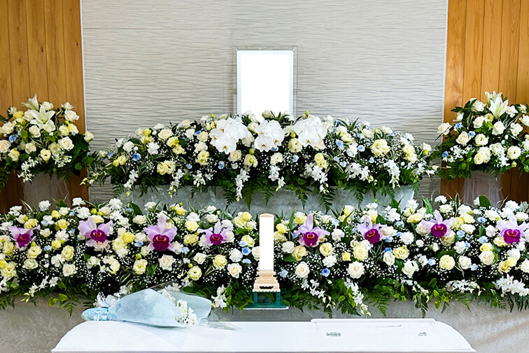 カトレア入り祭壇