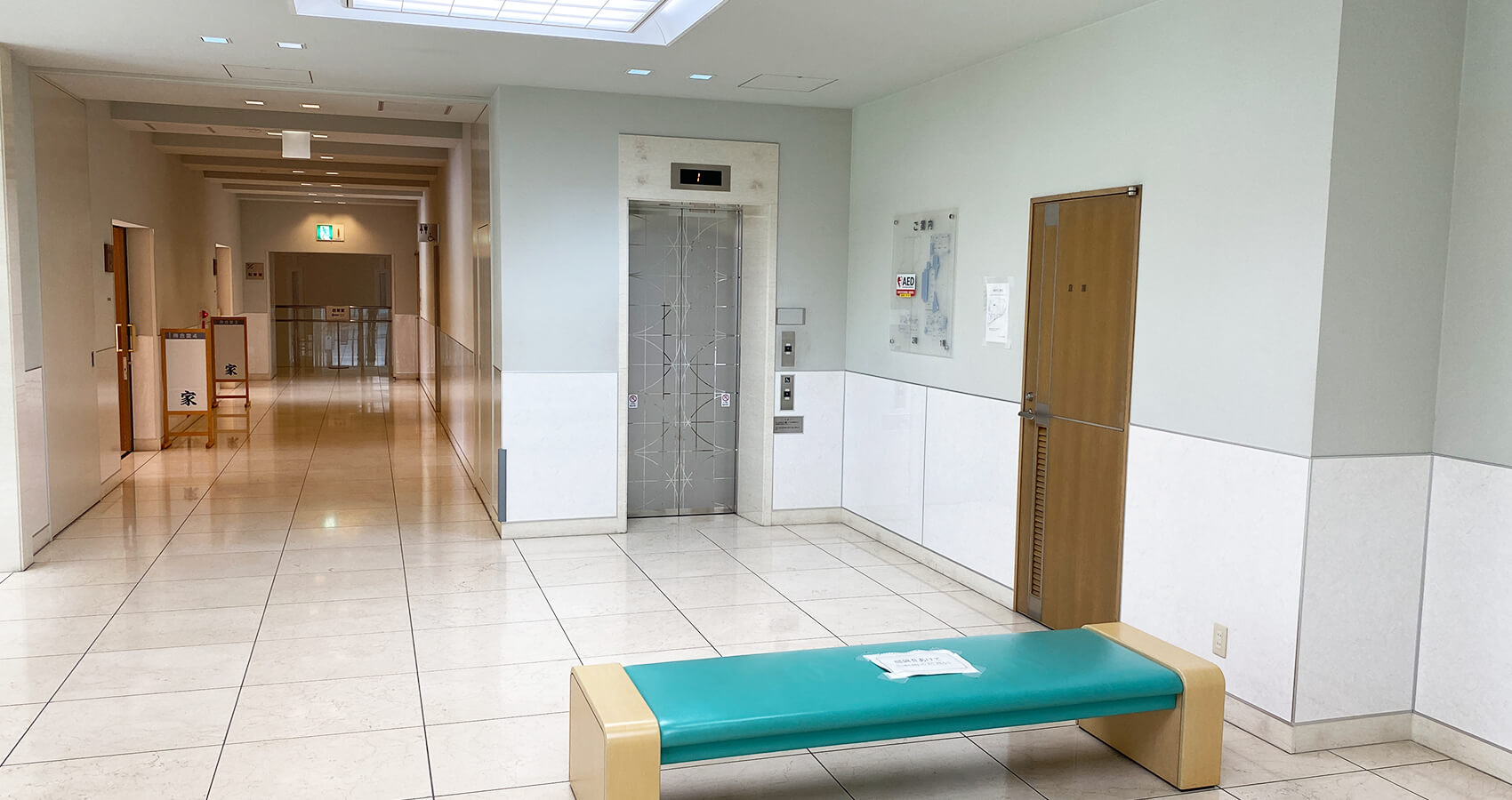 2階ロビーエレベーター前