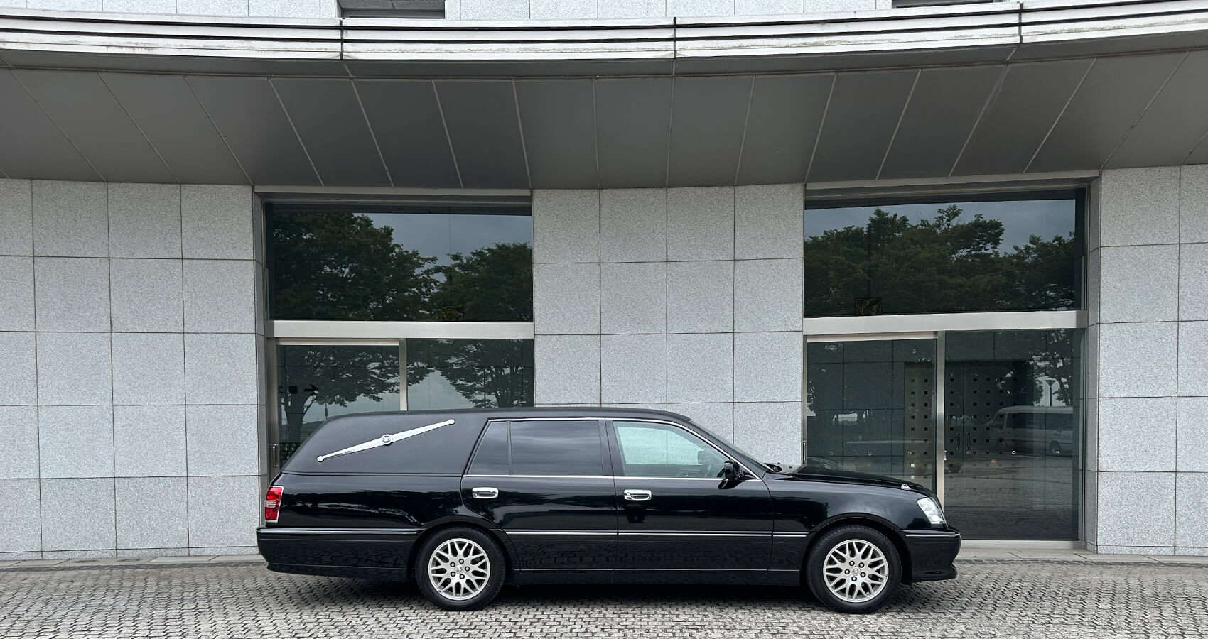 霊柩車