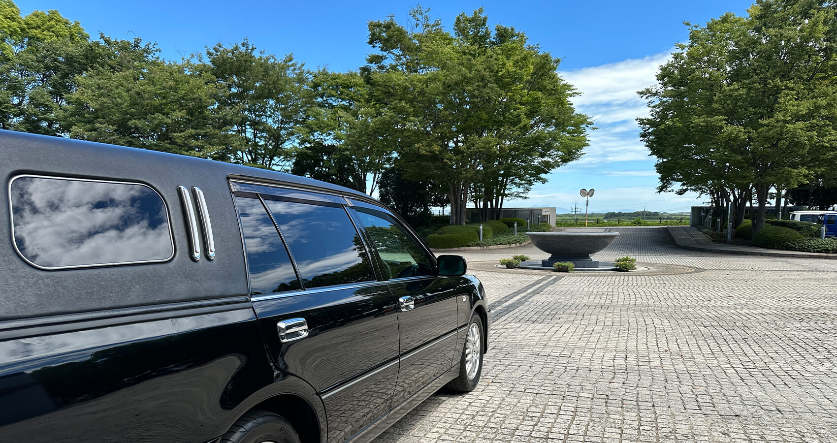 霊柩車